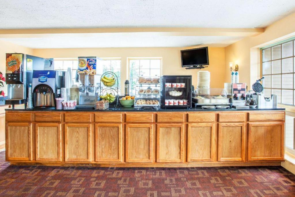 Travelodge By Wyndham South Burlington Luaran gambar